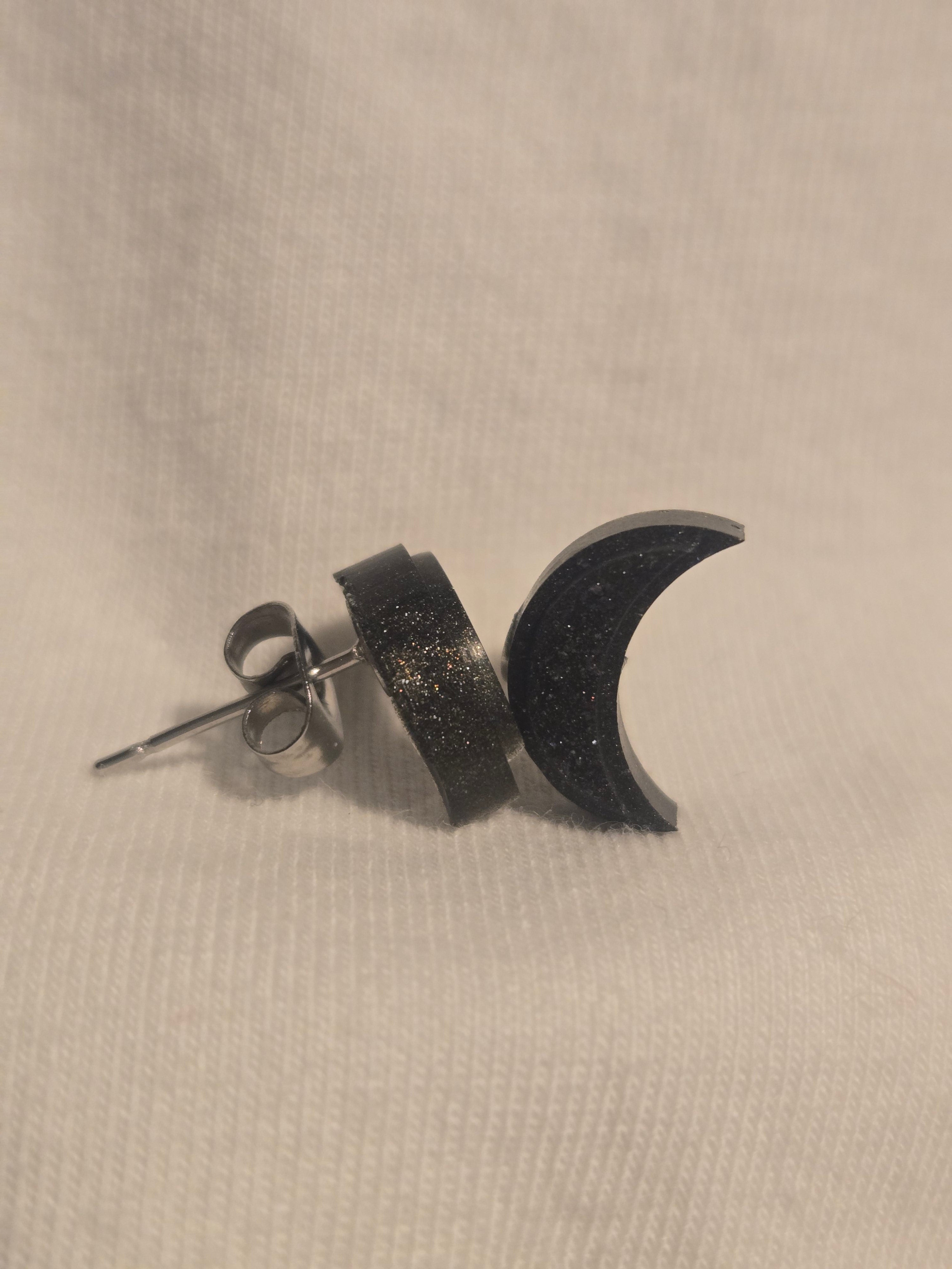 Crescent moon earring studs