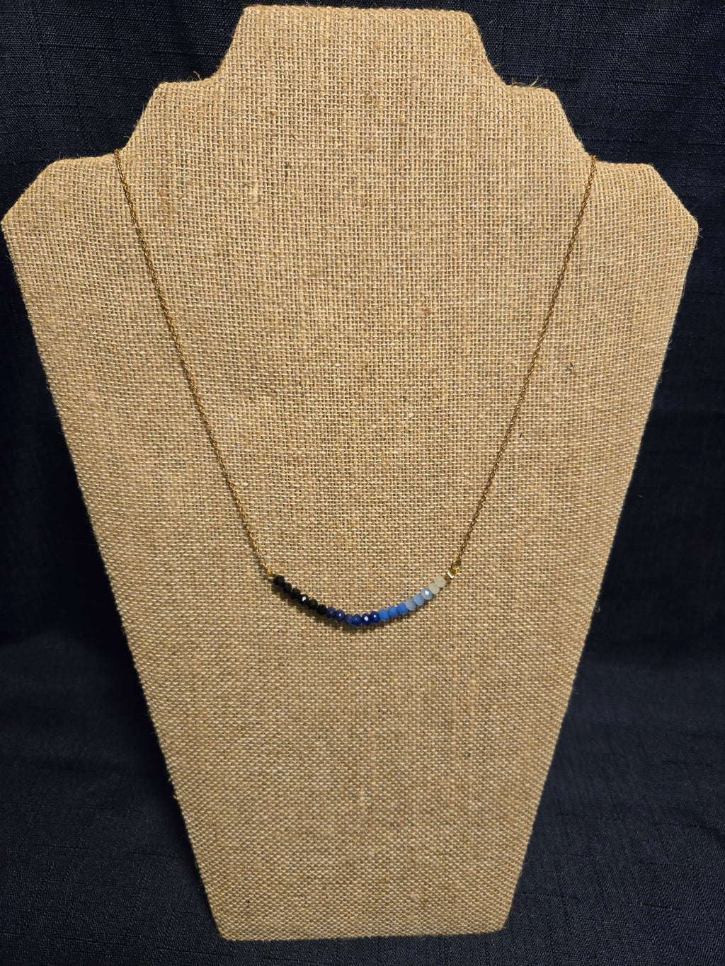 Agae bar necklace