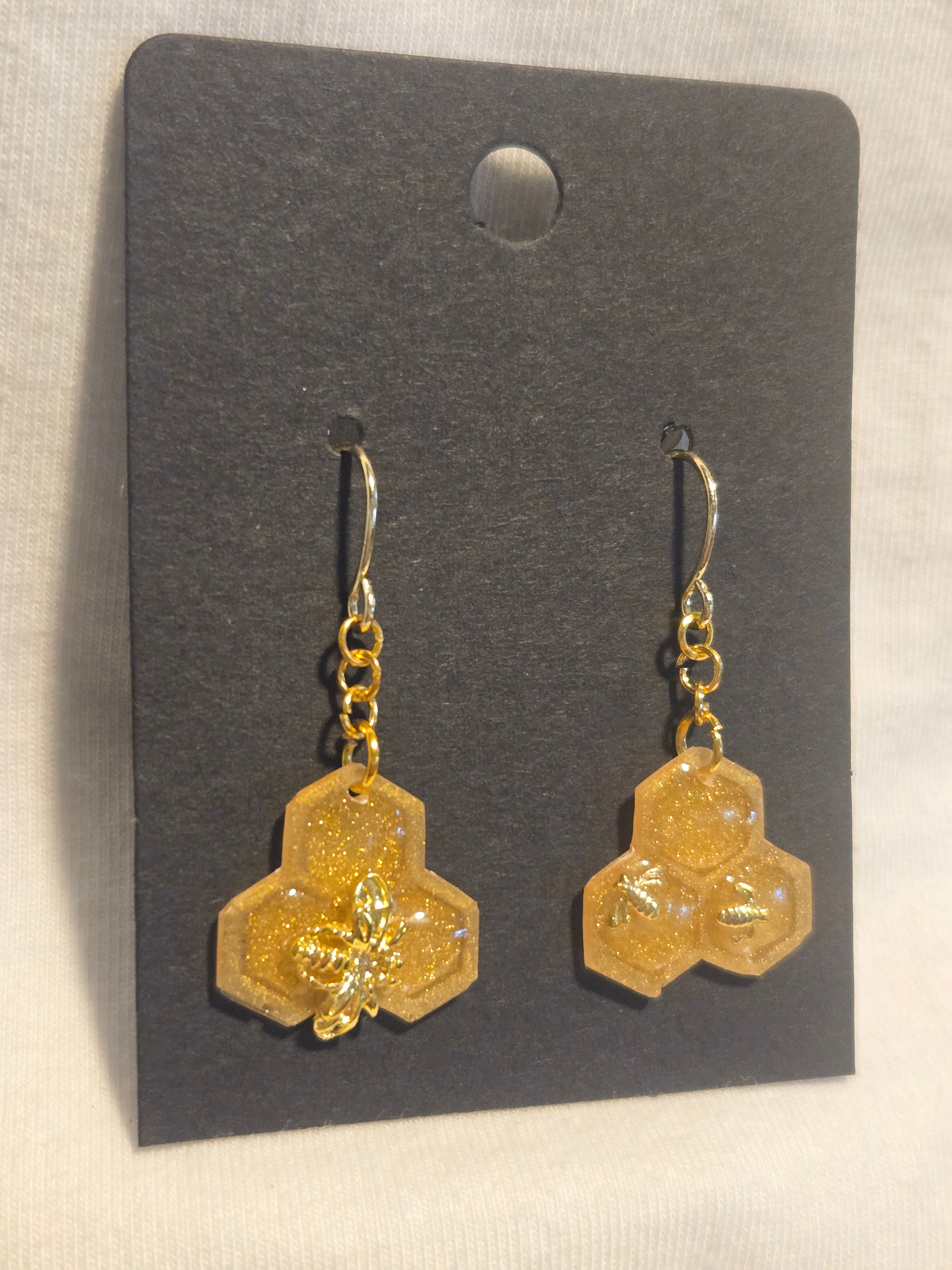 Small bee earrings