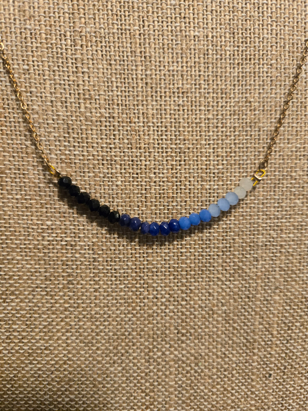 Agae bar necklace